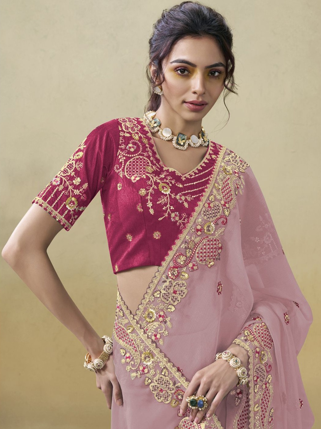 

Suha Embellished Sequinned Saree, Pink