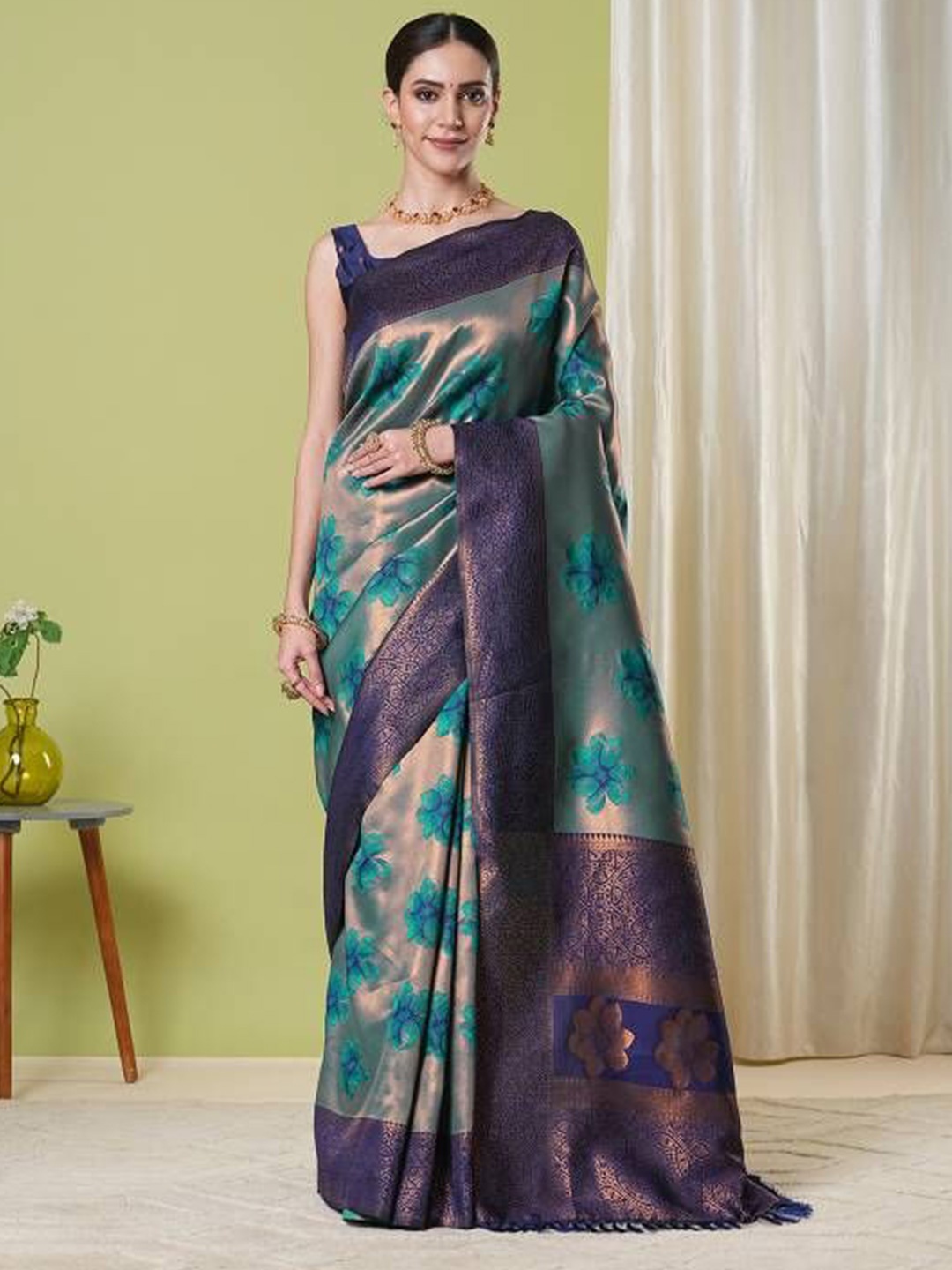 

KAYOMMI Woven Design Zari Banarasi Saree, Blue