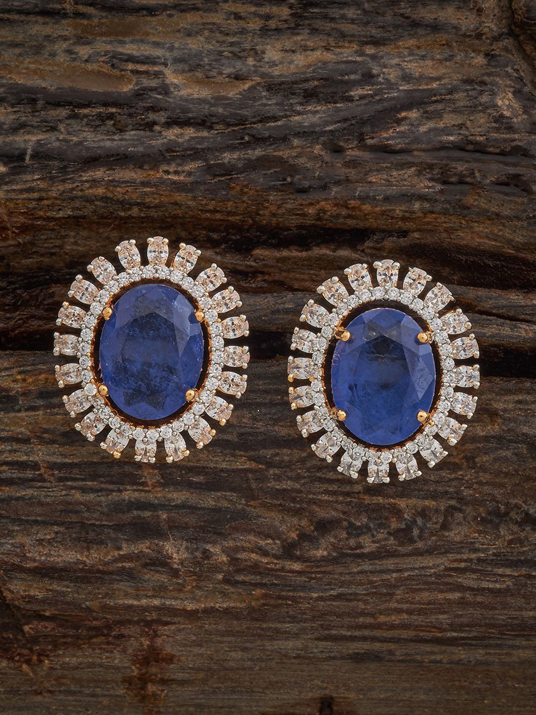 

Kushal's Fashion Jewellery Sapphire Gold-Plated Casual Zircon Geometric Studs Earrings