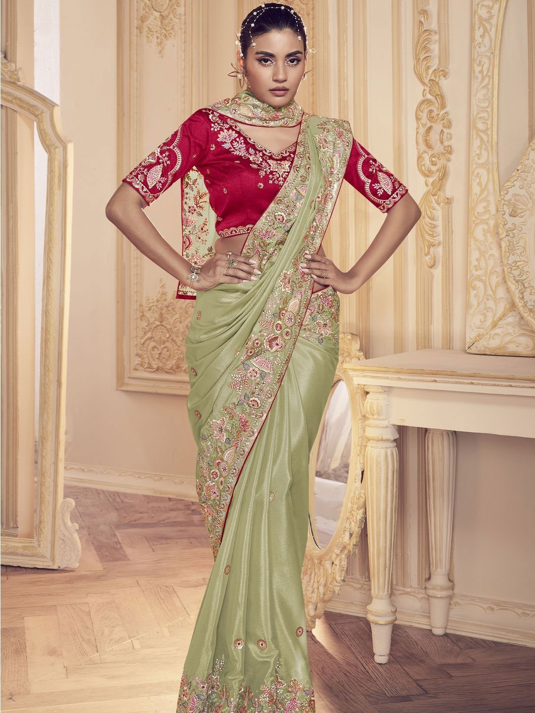 

Suha Embellished Sequinned Pure Crepe Saree, Green