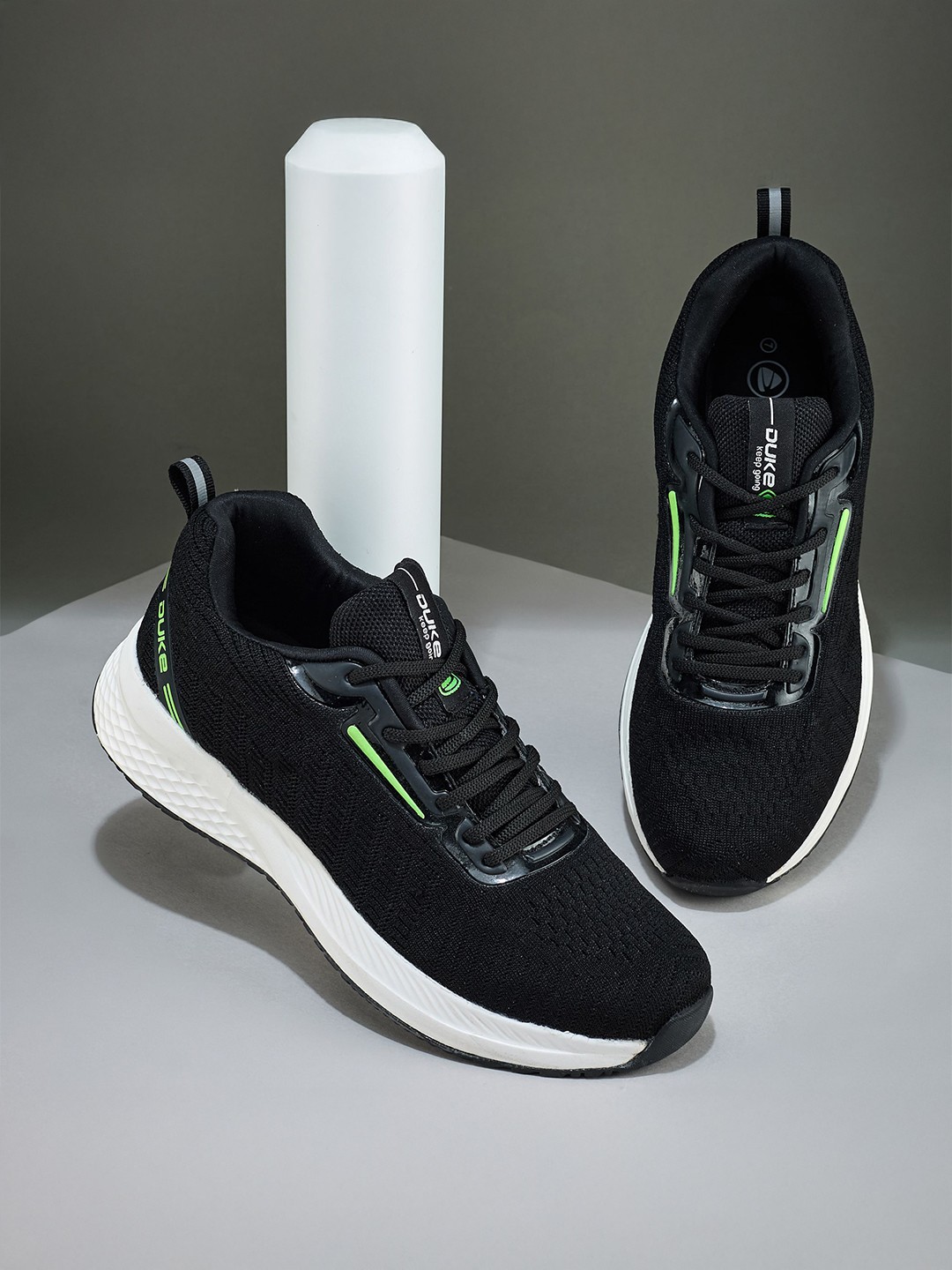 

Duke Men Perform Training or Gym Shoes, Black