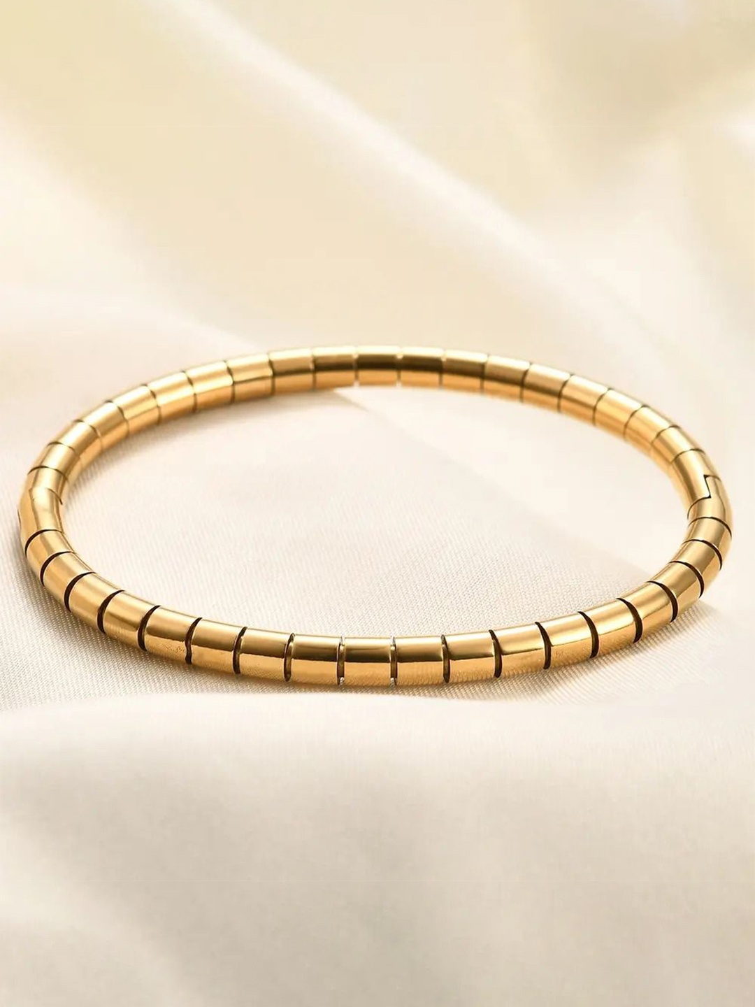 

DIVASTRI Gold-Plated Stainless Steel Anti-Tarnish Kada Bracelet