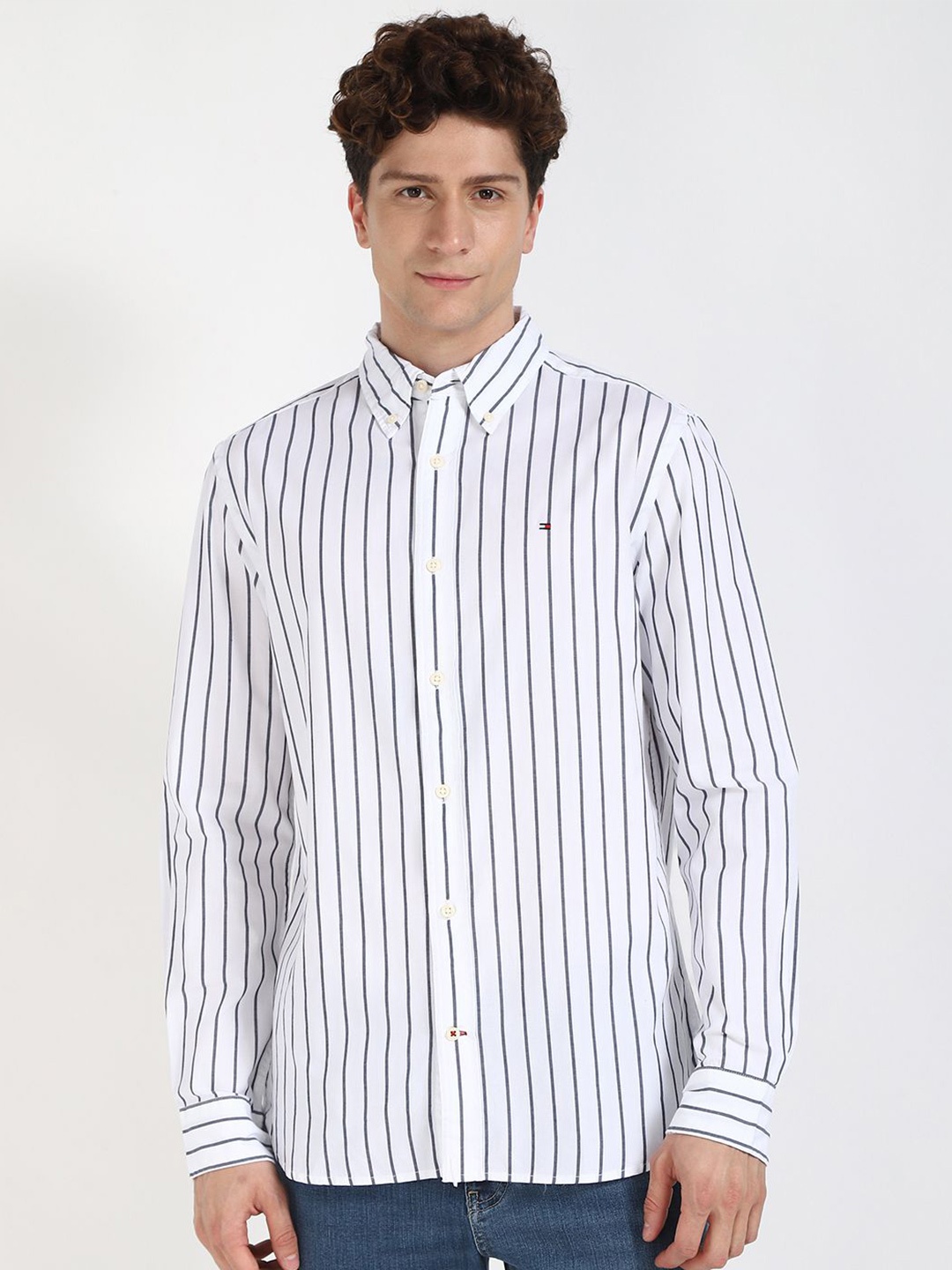 

Tommy Hilfiger Men Opaque Striped Casual Shirt, Blue