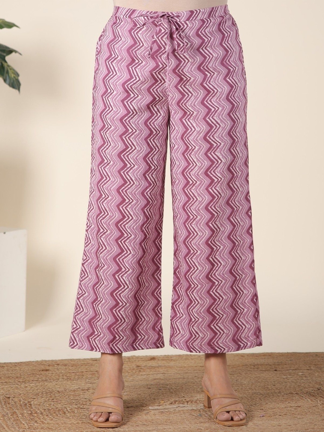 

Aramya Women Geometric Printed Pure Cotton Palazzos, Pink
