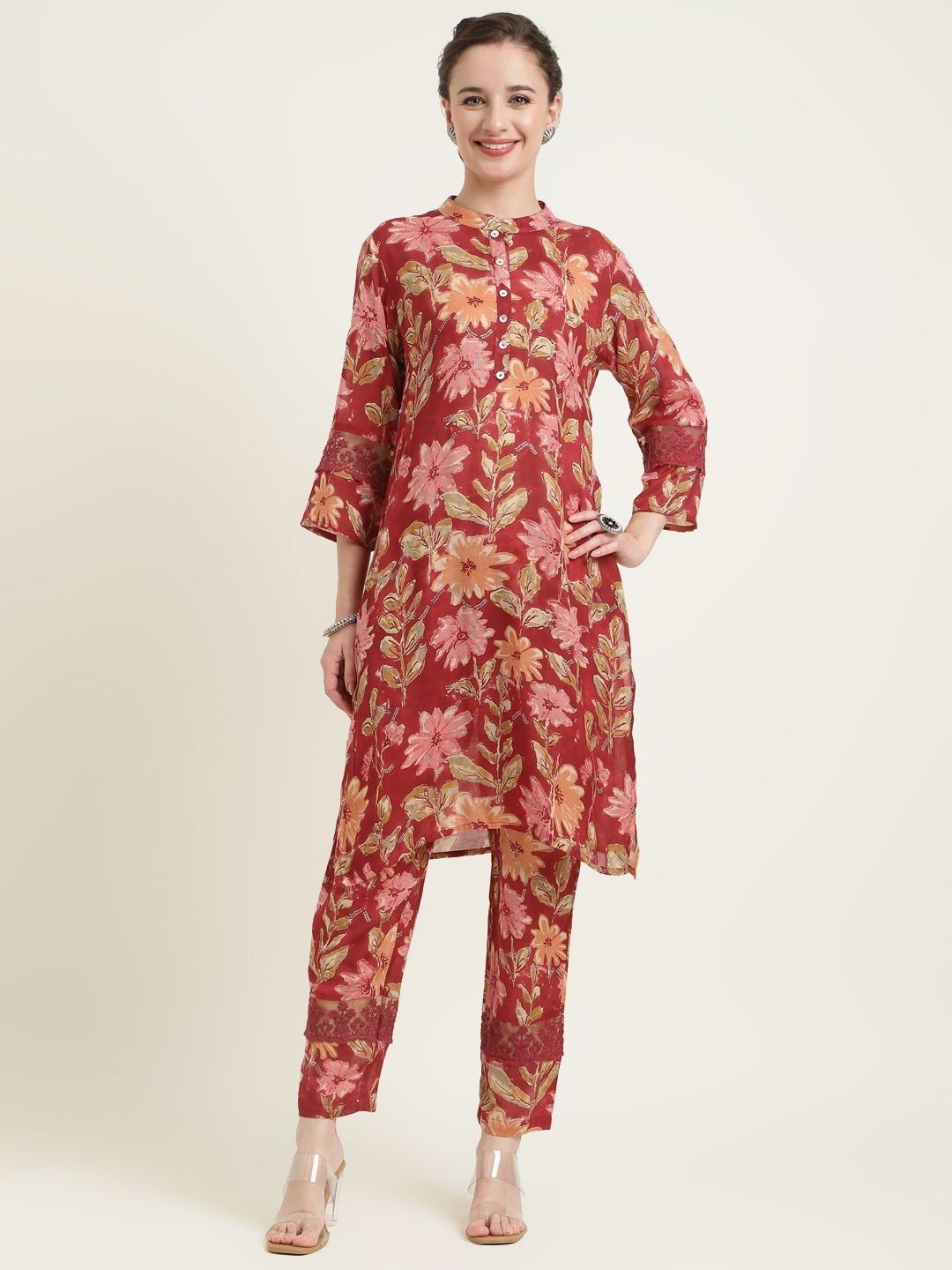 

ZARI Women Floral Printed Regular Kurta with Trousers, Maroon