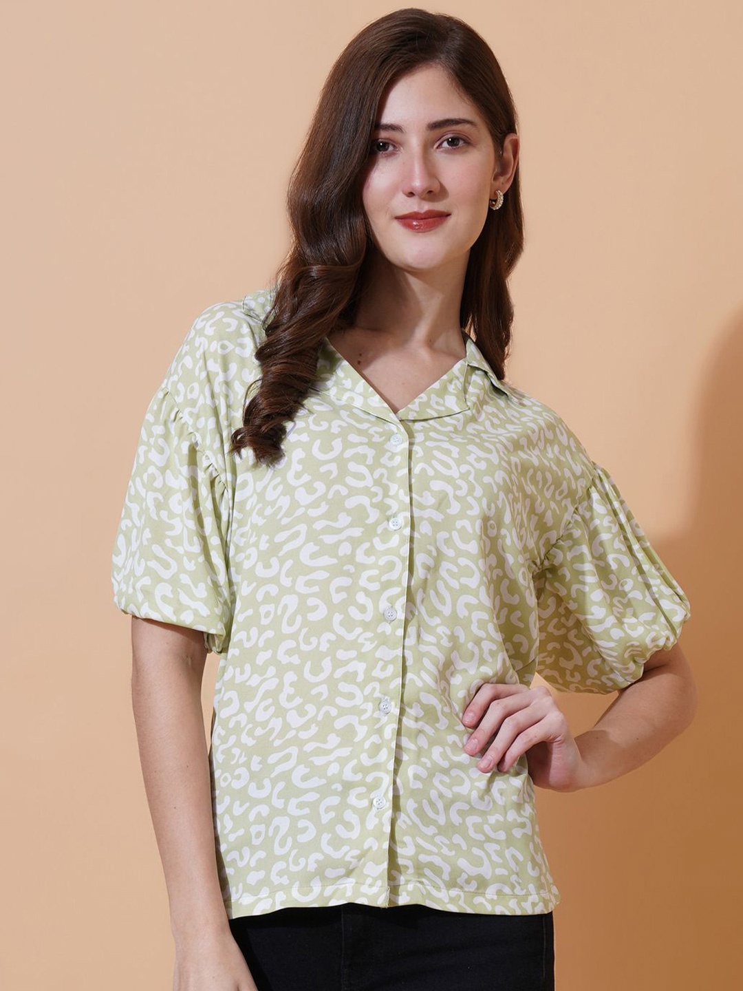 

Moda Rapido Print Roll-Up Sleeves Crepe Top, Green