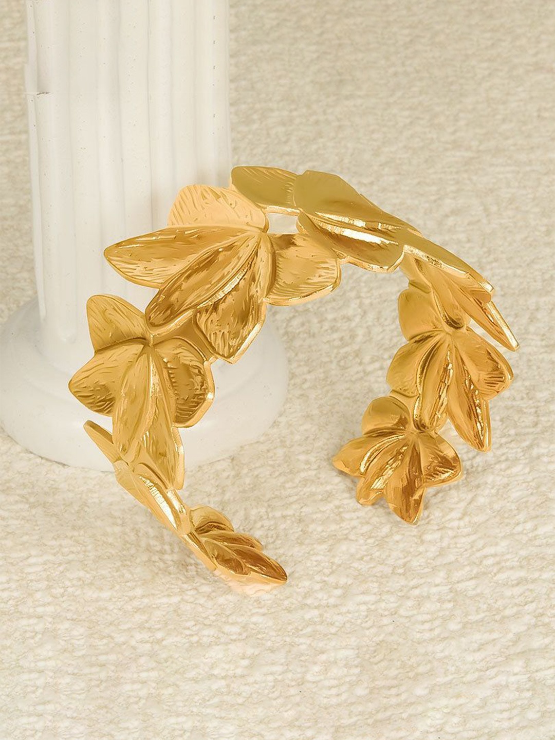 

DIVASTRI Gold-Plated Stainless Steel Anti-Tarnish Cuff Bracelet