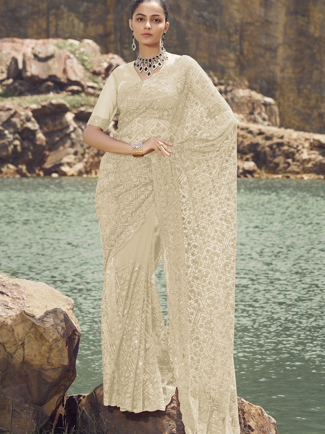 

Suha Embellished Sequinned Saree, Off white