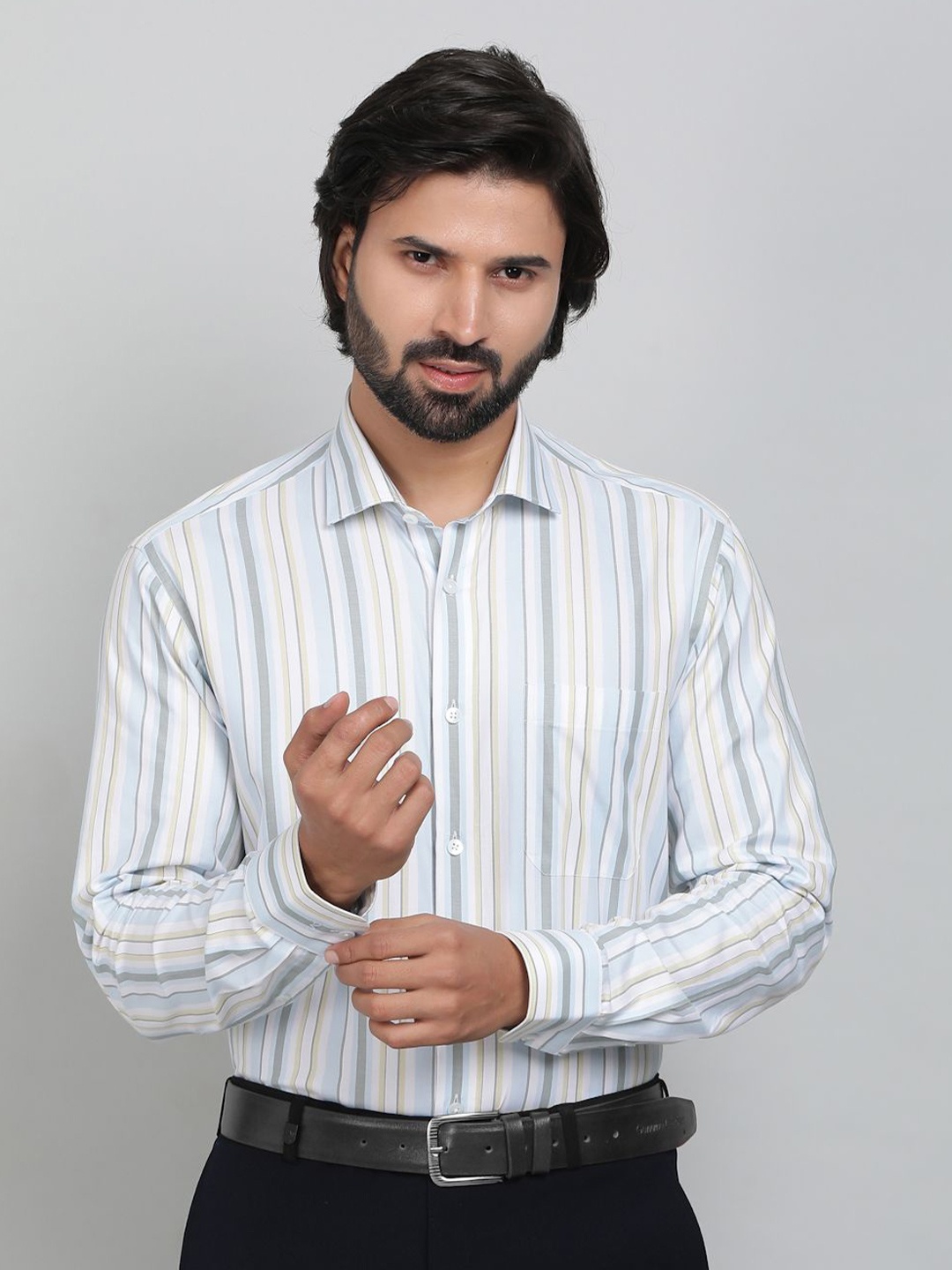 

METAL Men Slim Fit Opaque Striped Formal Shirt, White
