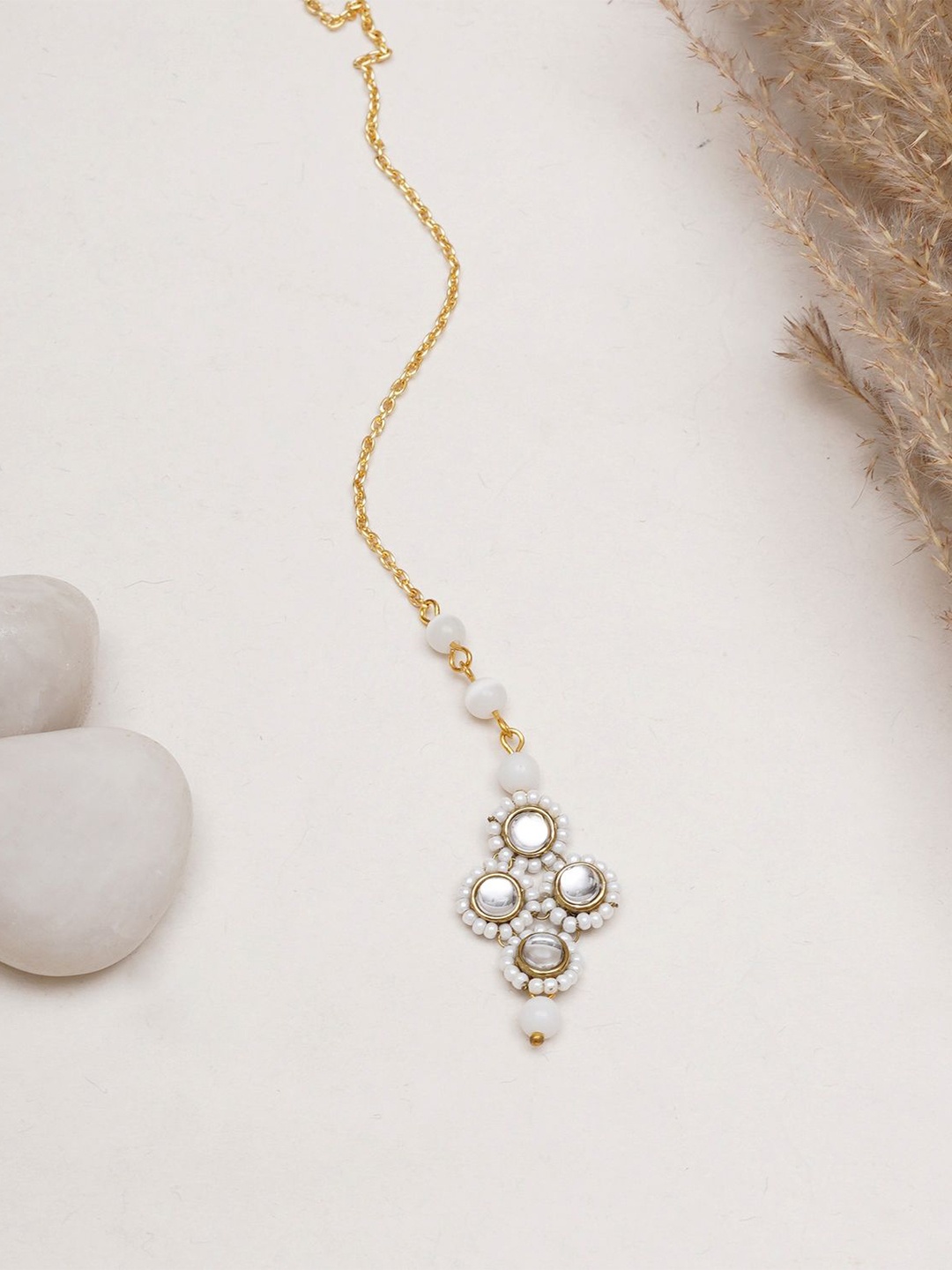 

BeAbhika Women Minimalist White Pearl Maangtikka, Gold