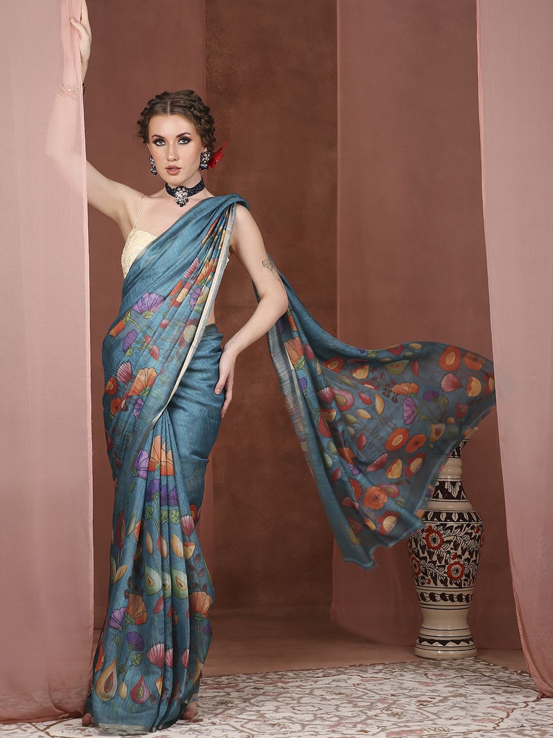 

JUST FASHION Floral Printed Zari Banarasi Saree, Blue