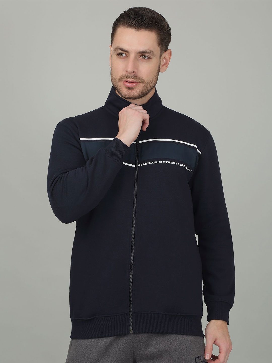 

Cantabil Men Mock Collar Sweatshirt, Navy blue