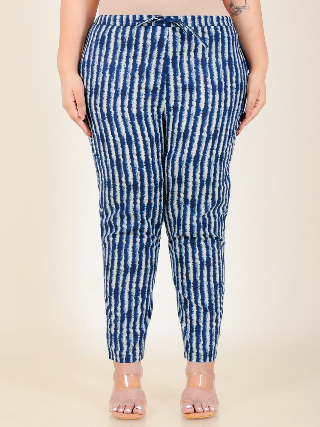 

Aramya Women Striped Straight Fit Trouser, Blue