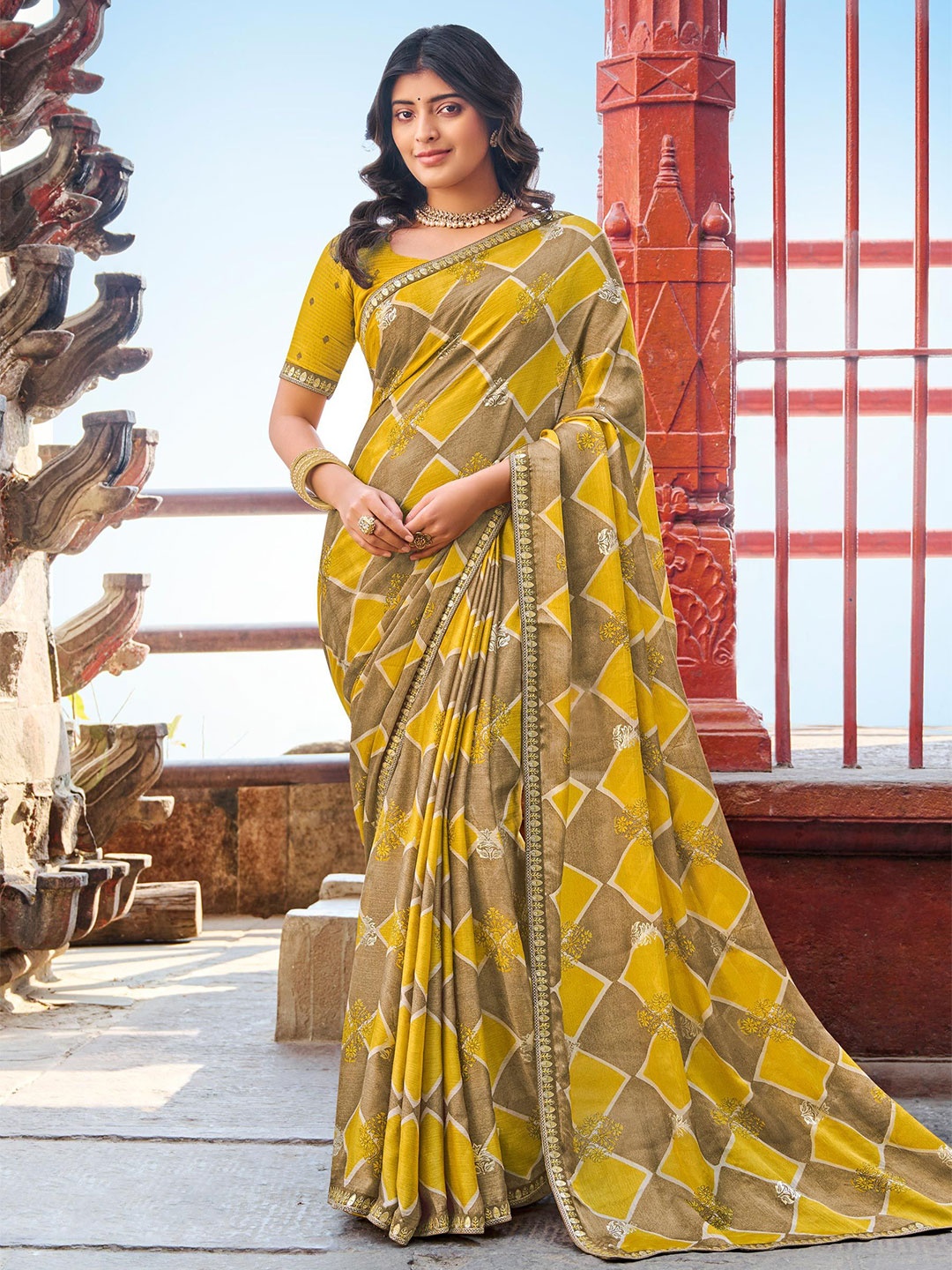 

Laxmipati Poly Chiffon Saree, Mustard