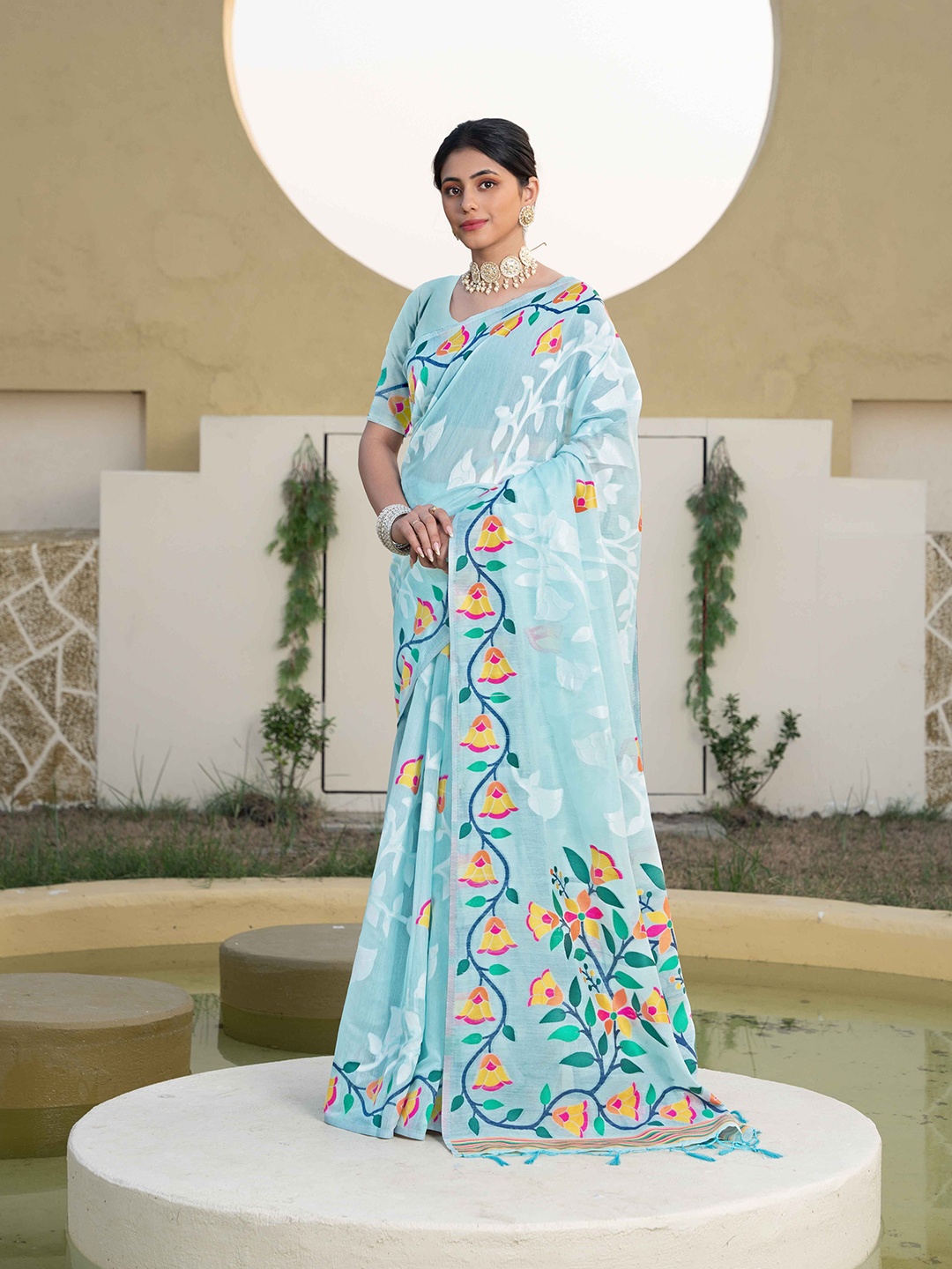 

MAHALASA Floral Pure Cotton Jamdani Saree, Blue