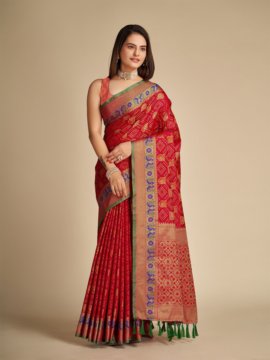 

KSM PRINTS Woven Design Zari Saree, Red