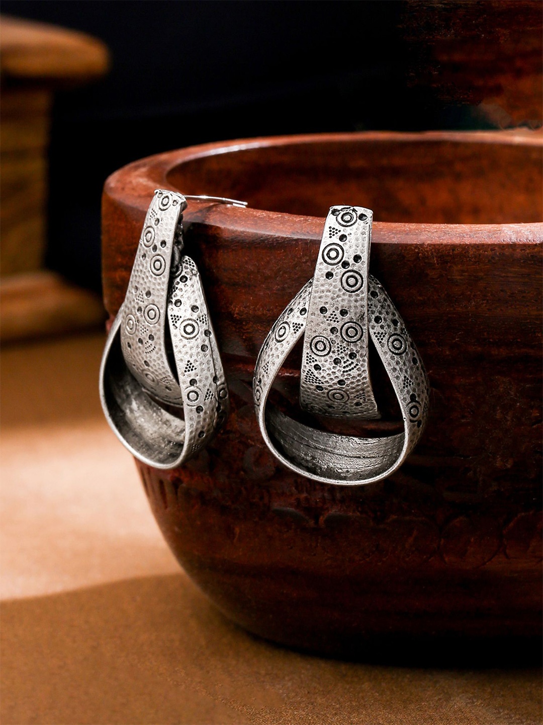

Yellow Chimes Silver-Plated Contemporary Oxidised Dangler Drop Earrings