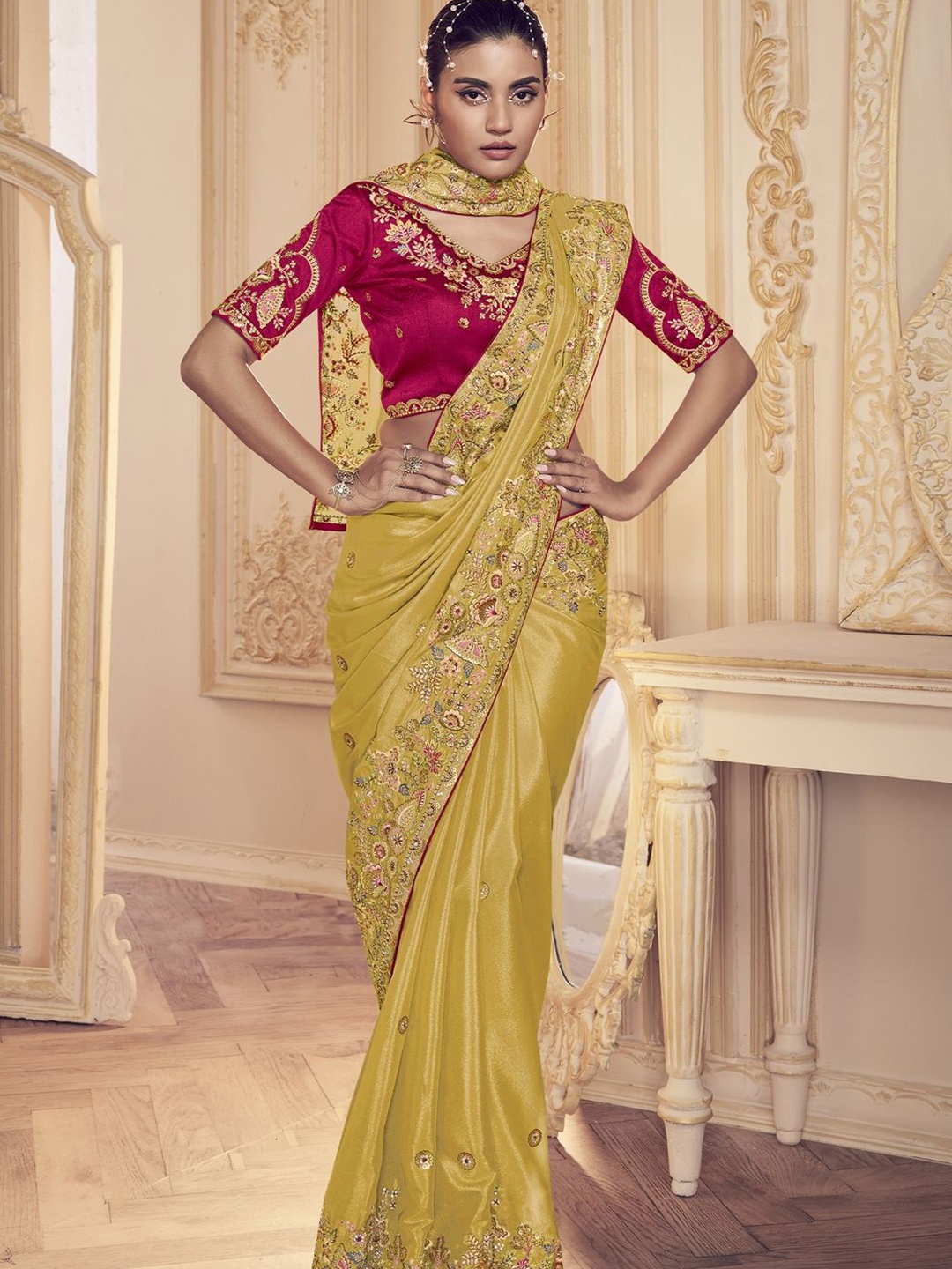 

Suha Embellished Sequinned Pure Crepe Saree, Yellow