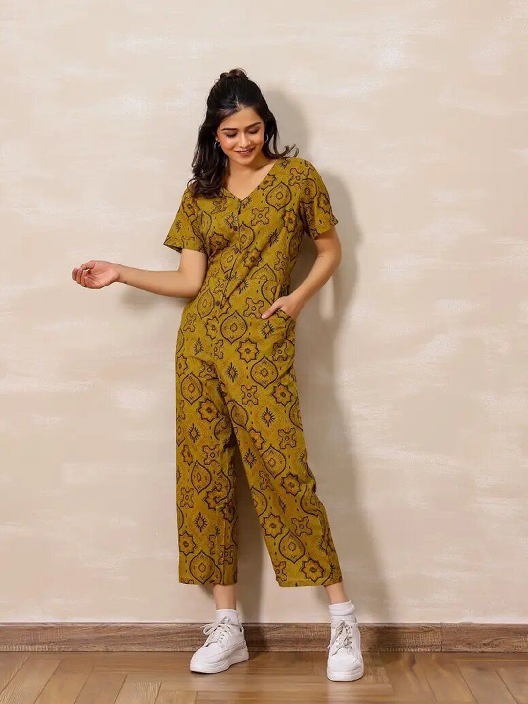 

Vivika Women Printed V-Neck Cotton Basic Jumpsuit, Yellow