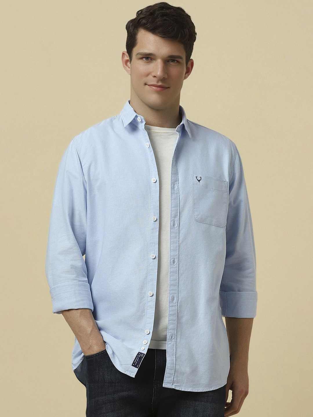 

Allen Solly Men Custom Fit Spread Collar Solid Cotton Casual Shirt, Blue