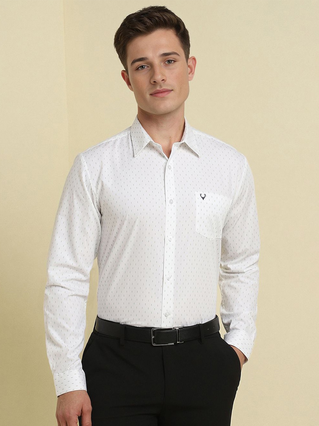 

Allen Solly Men Slim Fit Opaque Printed Formal Shirt, White