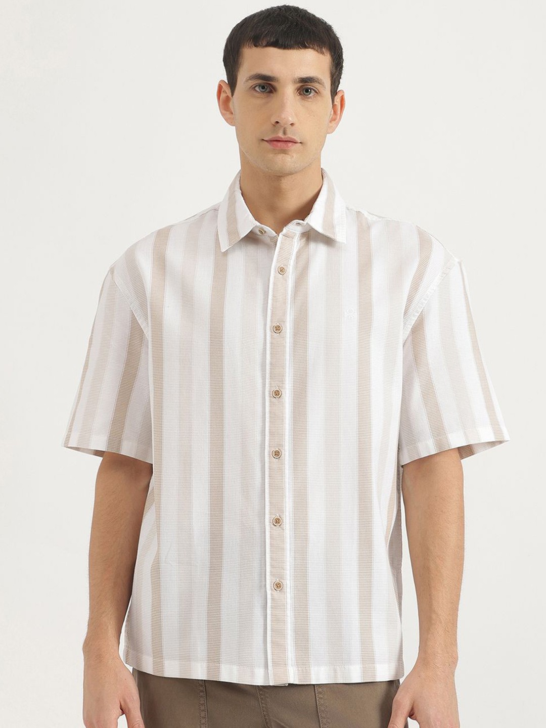 

United Colors of Benetton Men Relaxed Fit Vertical Striped Cotton Casual Shirt, White