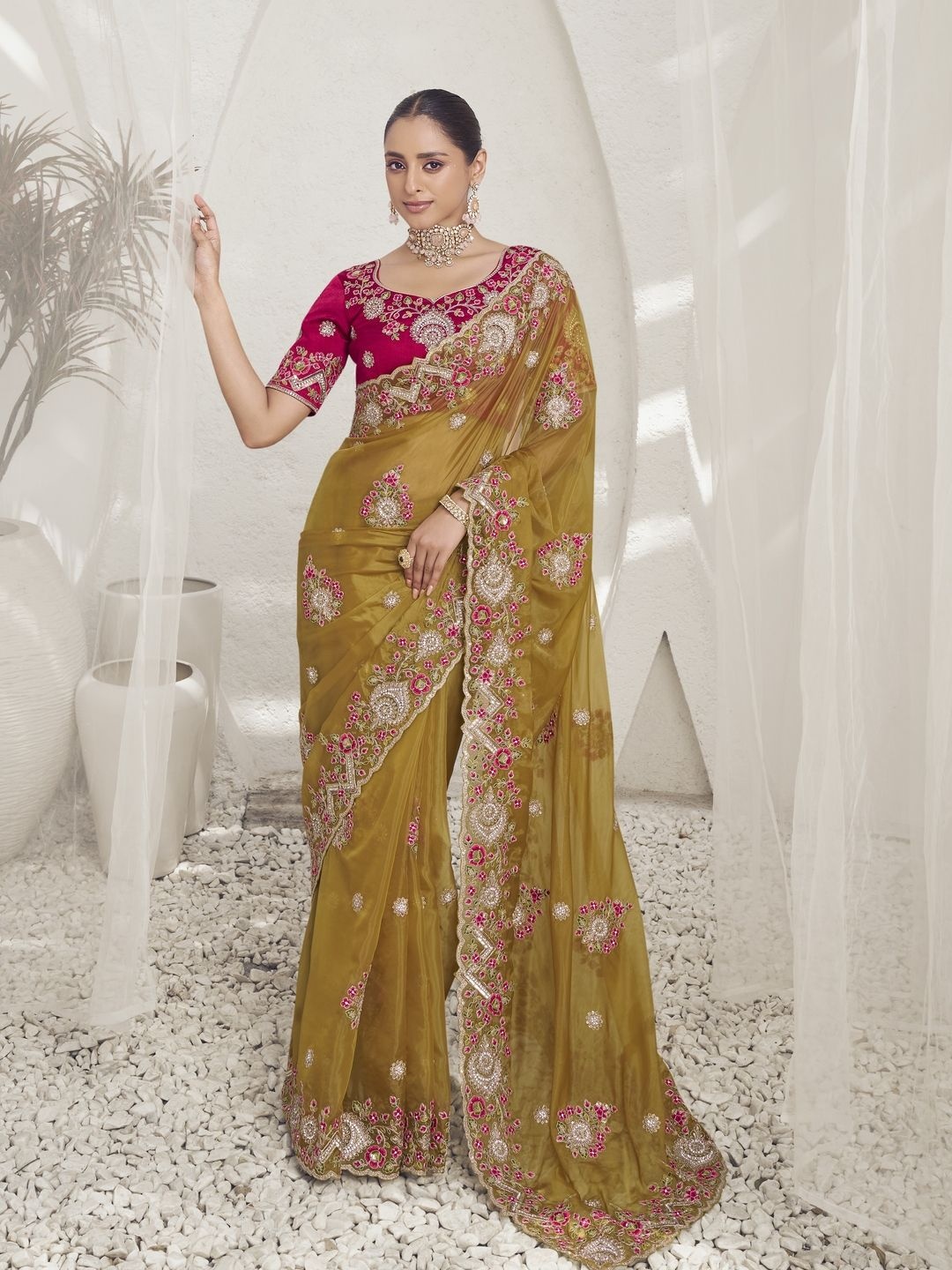 

Suha Embellished Sequinned Saree, Rust