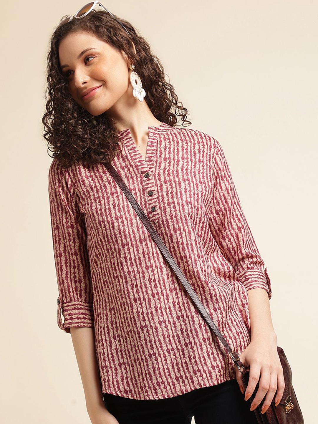 

DressBerry Women Printed Mandarin Collar Roll-Up Sleeves Top, Red