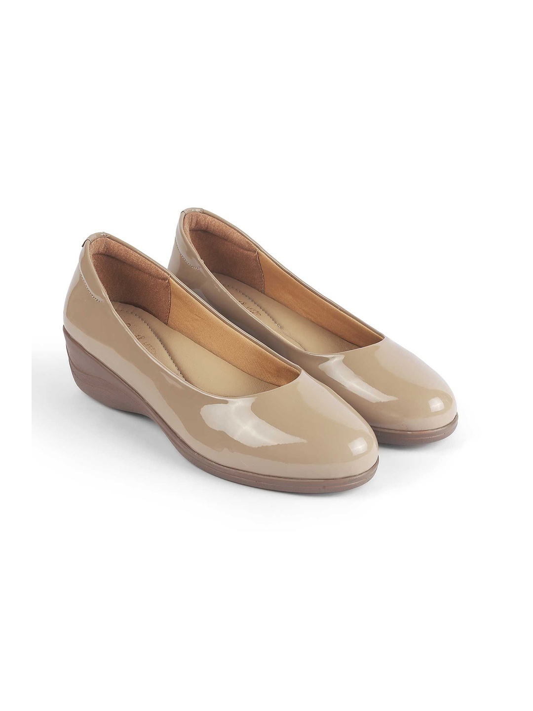 

Tresmode Women Slip-On Ballerinas, Beige