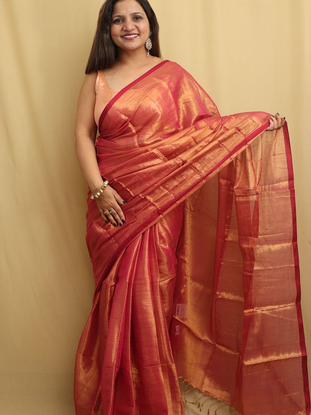 

Luxurionworld Saree With Blouse Piece, Pink