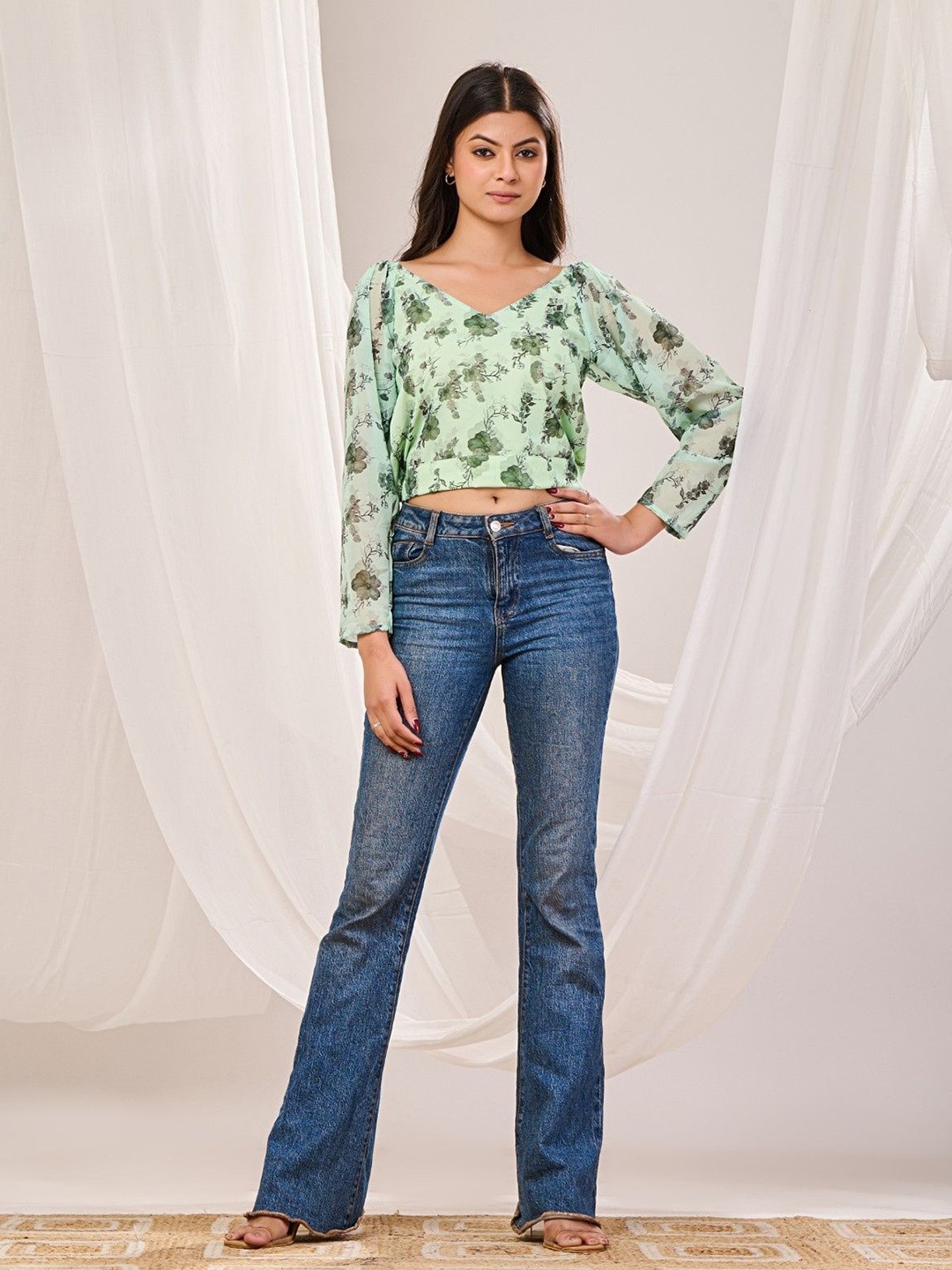 

Futra Gabha Floral Print Blouson Crop Top, Green