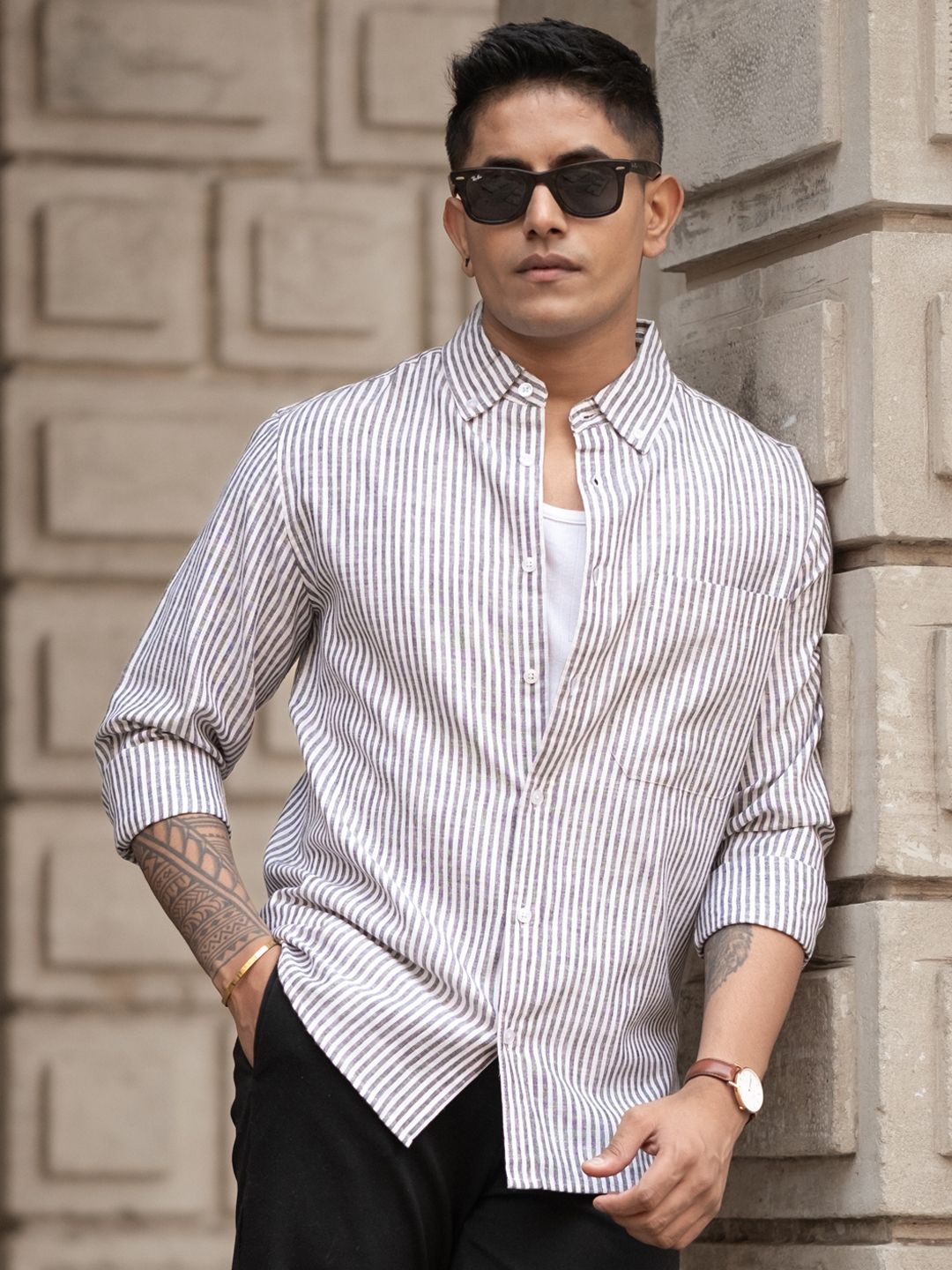 

Powerlook Men Button-Down Collar Vertical Striped Cotton Casual Shirt, White