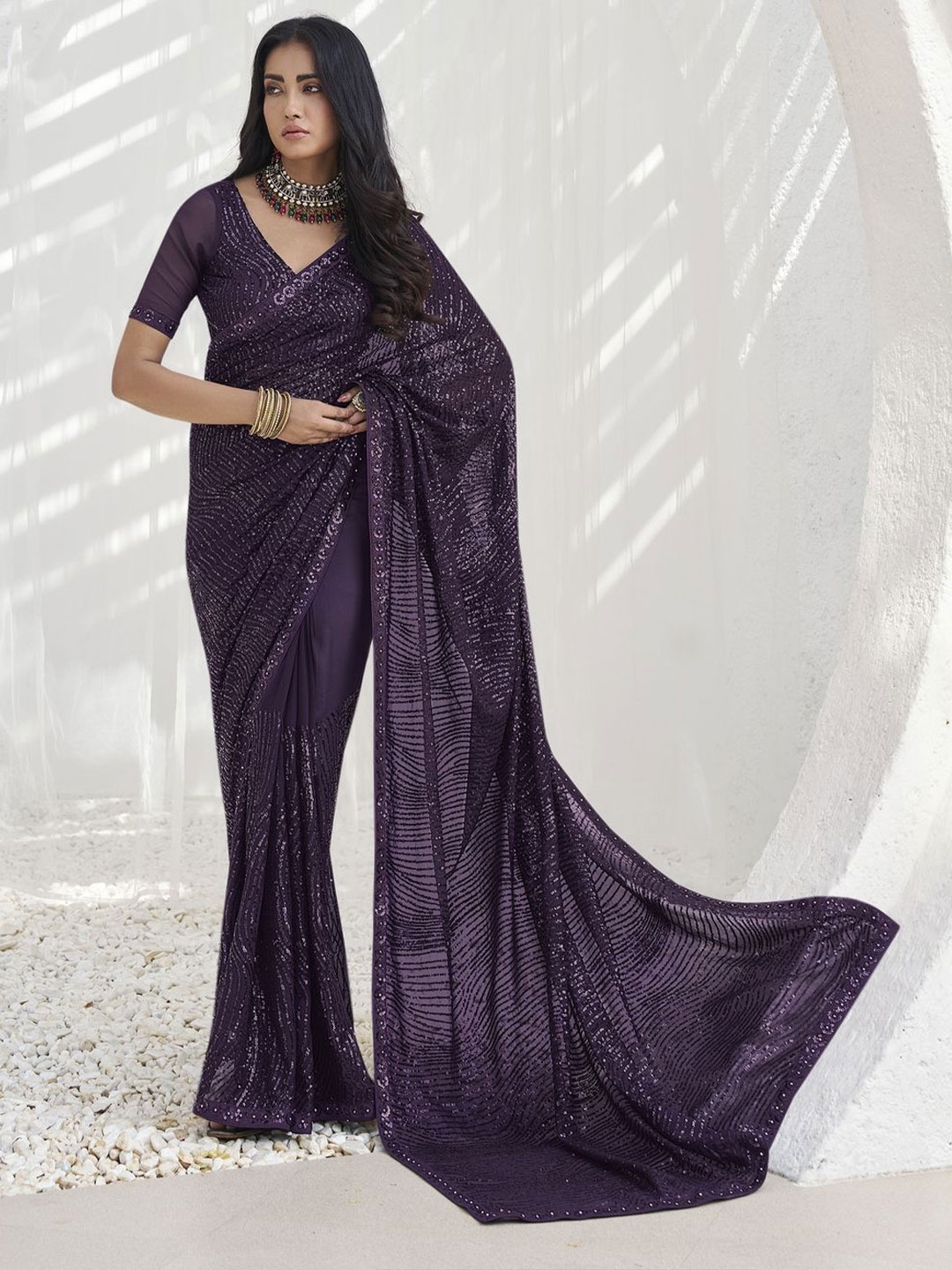 

Suha Embellished Sequinned Pure Georgette Saree, Purple