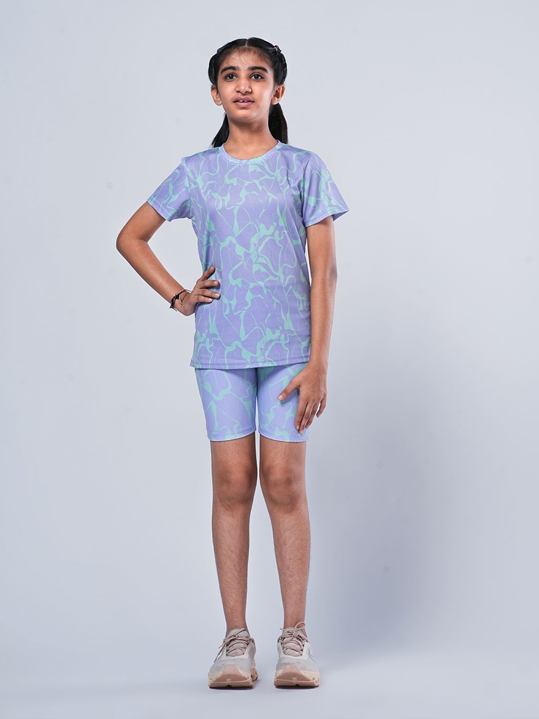

UMILDO Girls Printed T-shirt with Shorts, Lavender