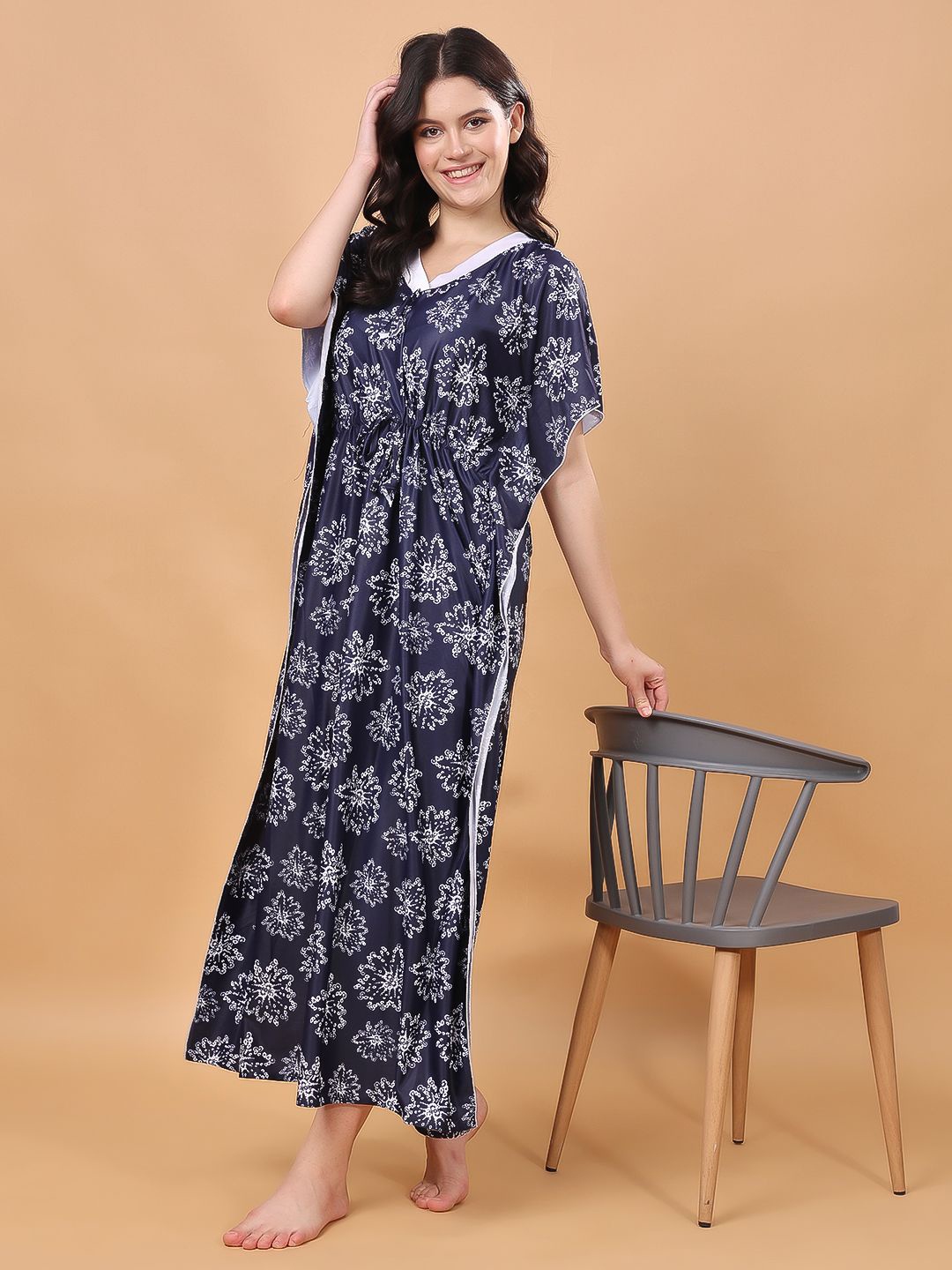 

CHUI MUI Women Printed Maxi Nightdress, Navy blue