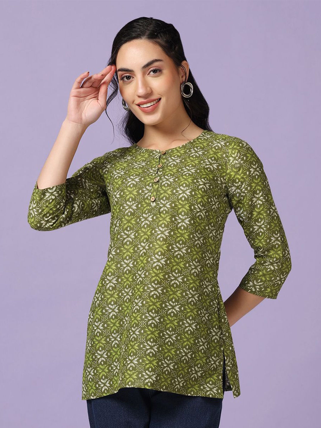 

Moda Rapido Women Floral Printed Longline Cotton Top, Green