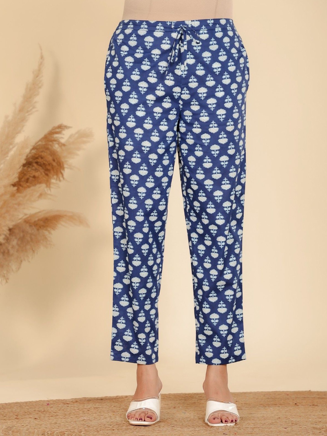 

Aramya Women Floral Printed Ethnic Palazzos, Blue