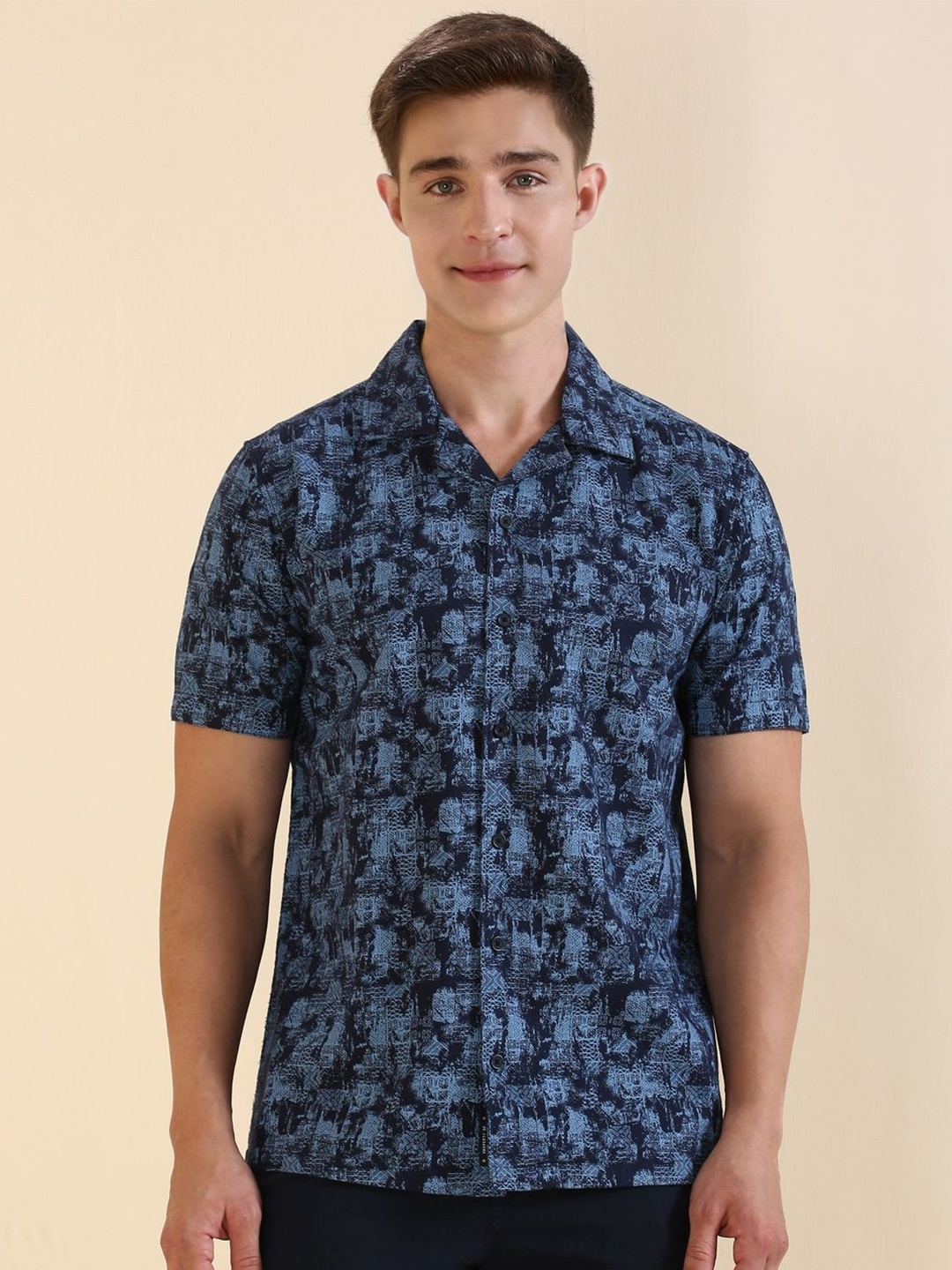 

Allen Solly Men Custom Fit Cuban Collar Abstract Printed Cotton Casual Shirt, Navy blue