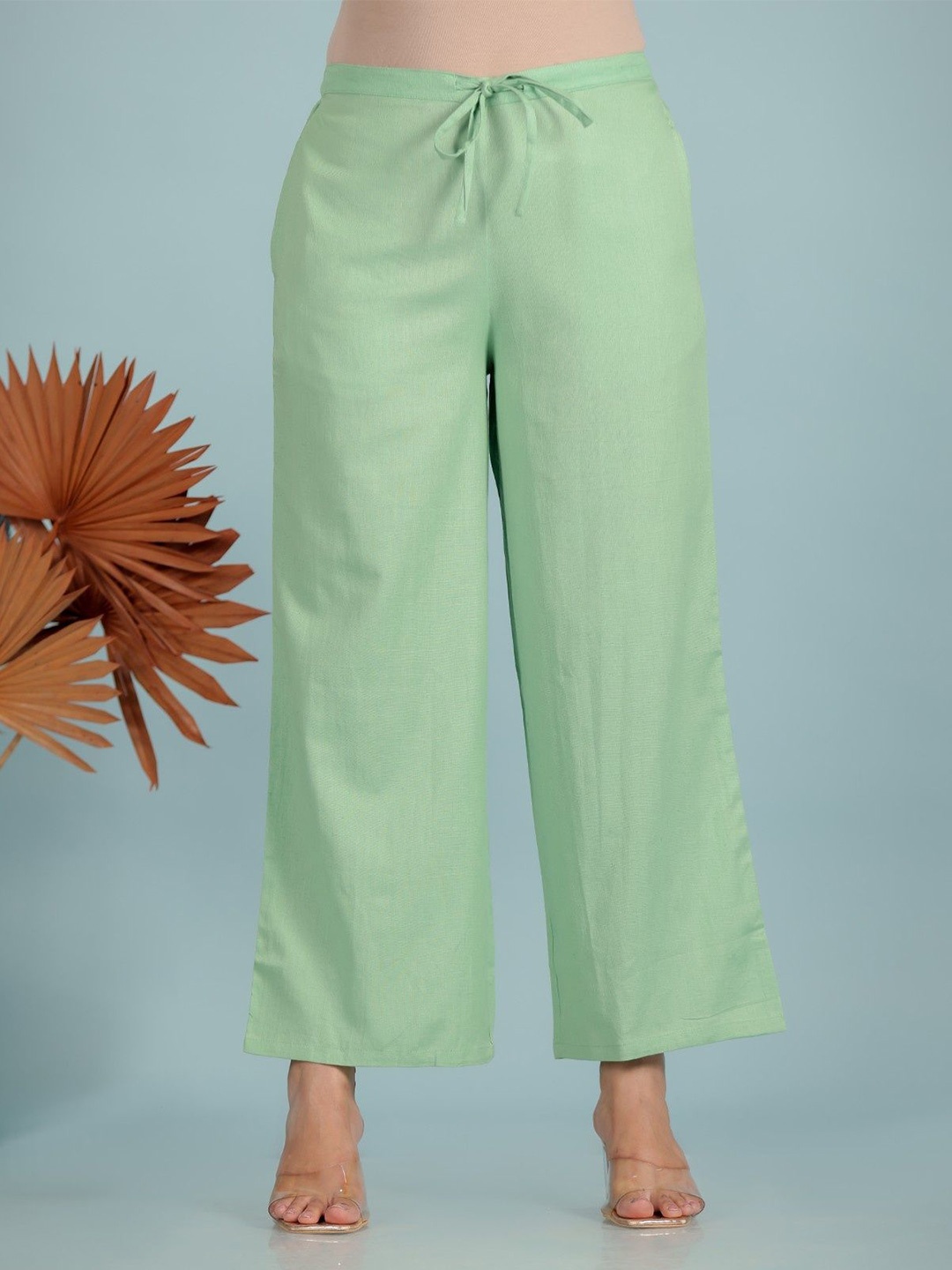 

Aramya Women Solid Wide Leg Palazzos, Green