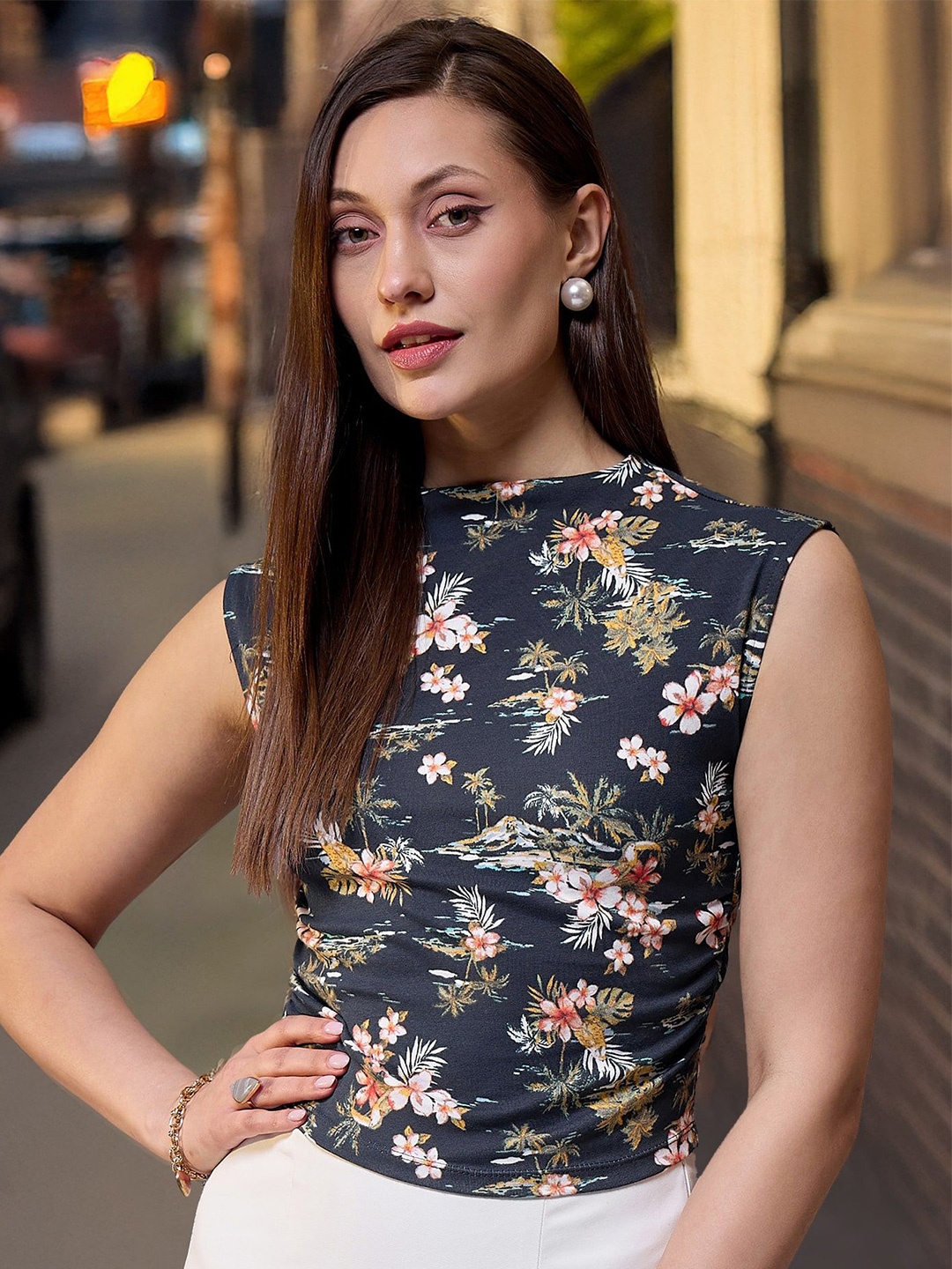 

STYLECAST X KASSUALLY Women Floral Printed Fitted Crop Top, Blue