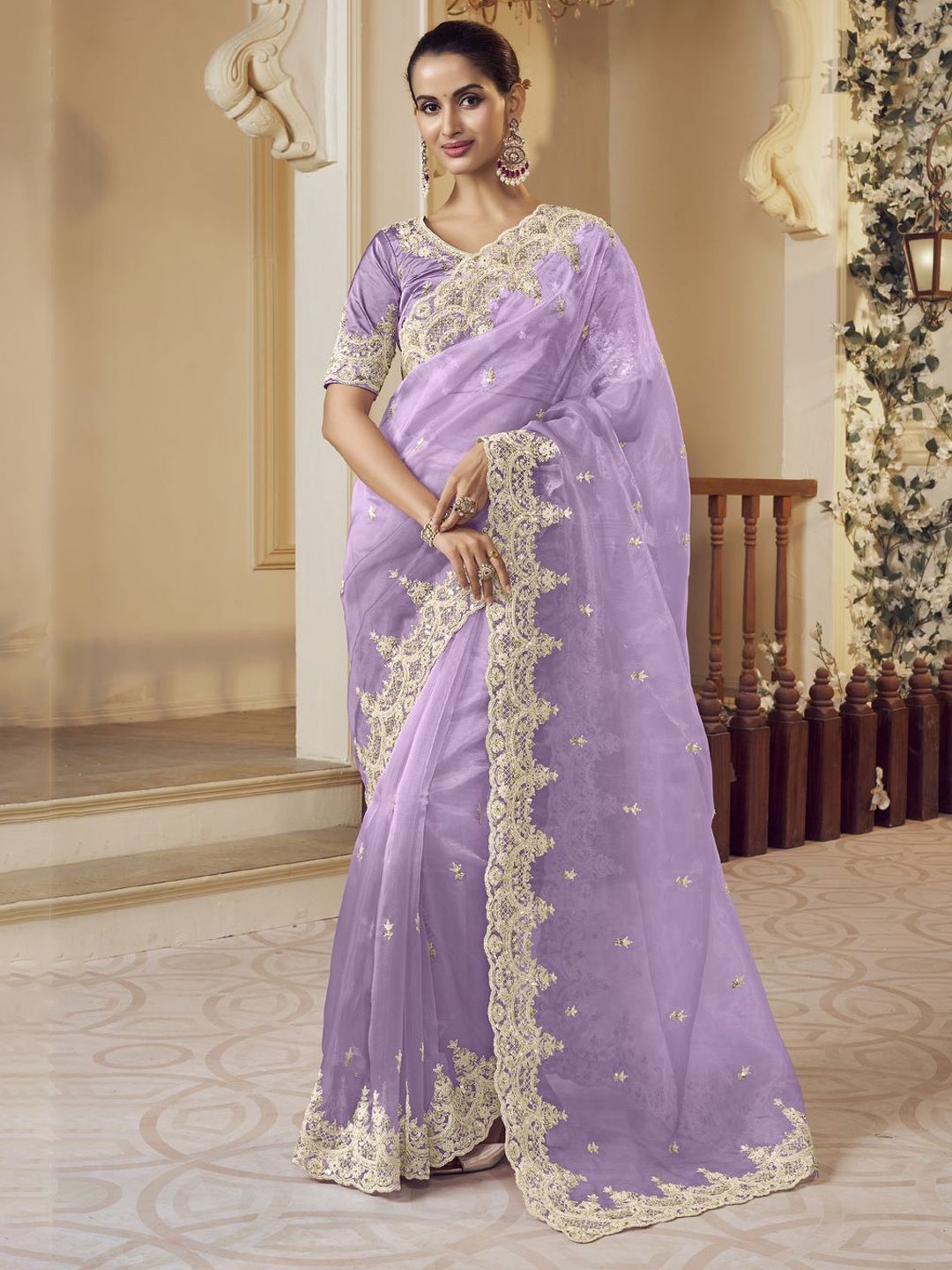 

Suha Embellished Sequinned Saree, Lavender