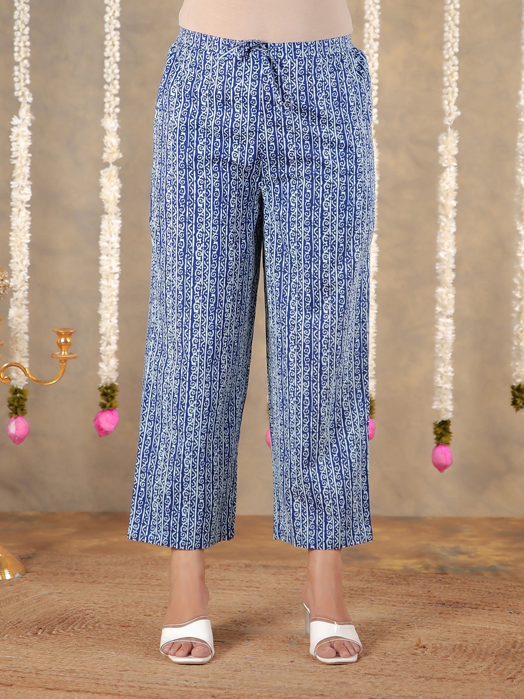 

Aramya Women Regular Fit Mid-Rise Cotton Trousers, Blue