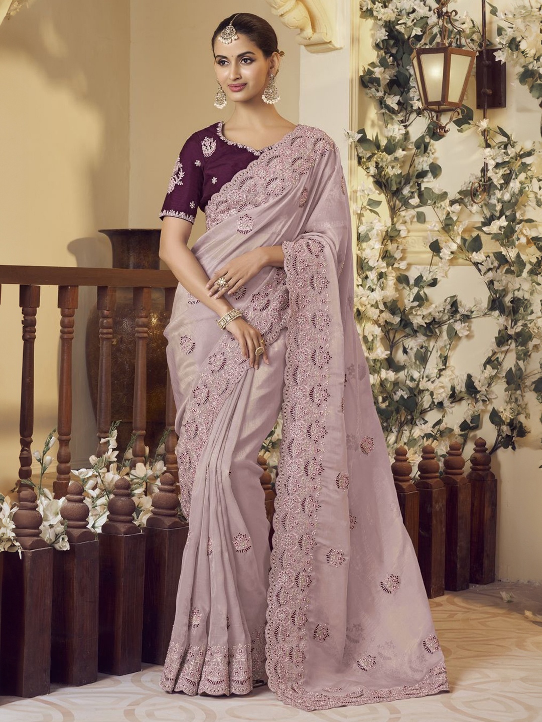 

Suha Embellished Embroidered Organza Saree, Lavender