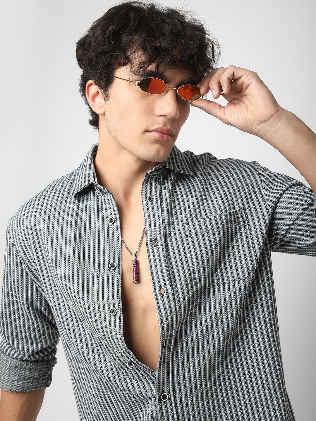

VASTRADO Men Classic Slim Fit Multi Stripes Opaque Striped Casual Shirt, Black