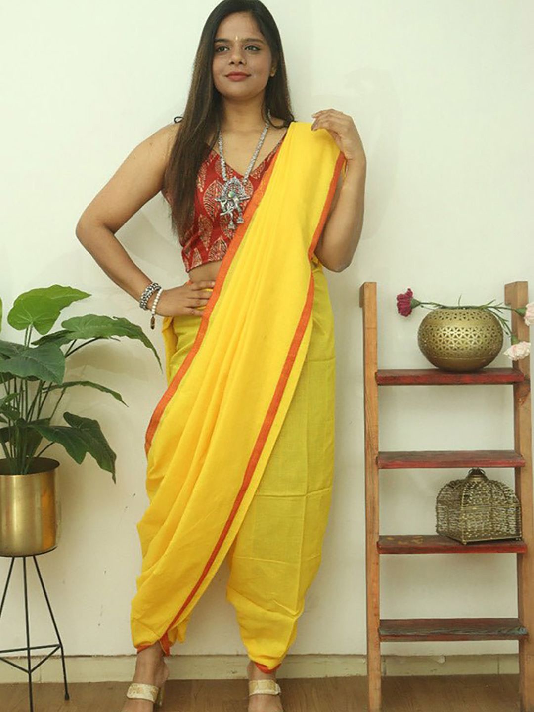 

Luxurionworld Pure Cotton Saree With Blouse Piece, Yellow