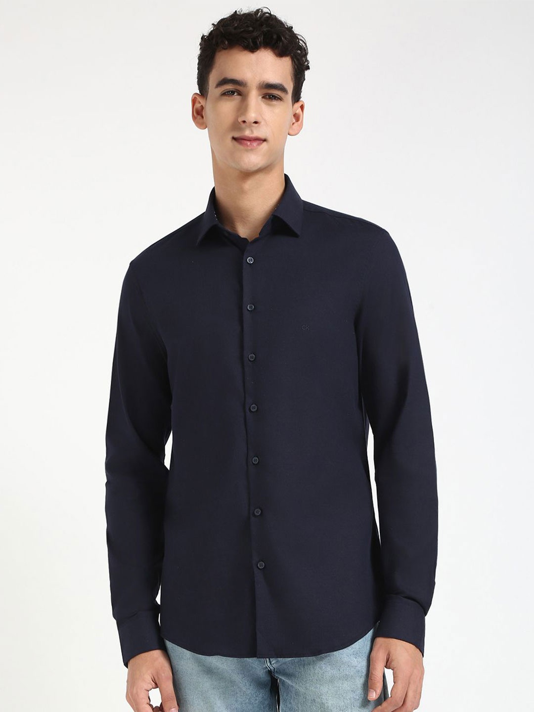 

Calvin Klein Jeans Men Slim Fit Opaque Casual Shirt, Blue