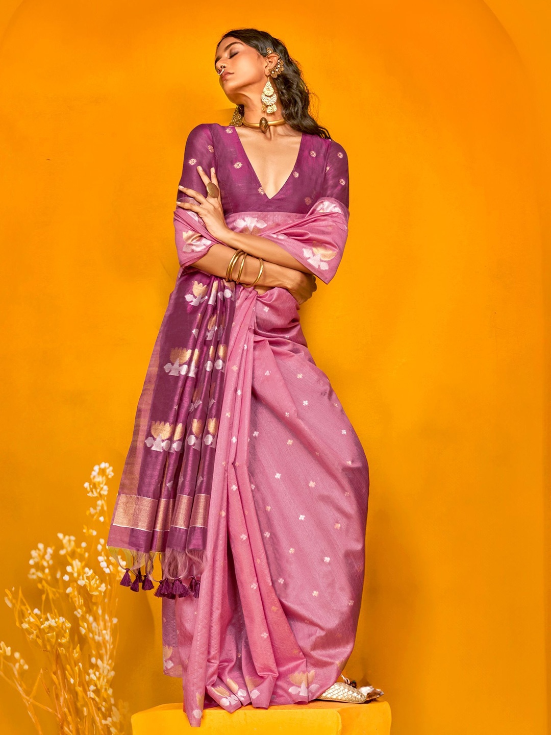 

bansari textiles Woven Design Silk Blend Designer Banarasi Saree, Purple