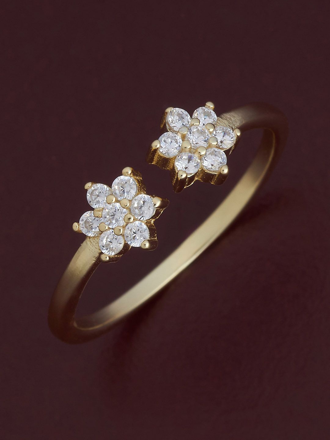 

Kushal's Fashion Jewellery 92.5 Pure Silver Gold-Plated Cubic Zirconia Finger Ring