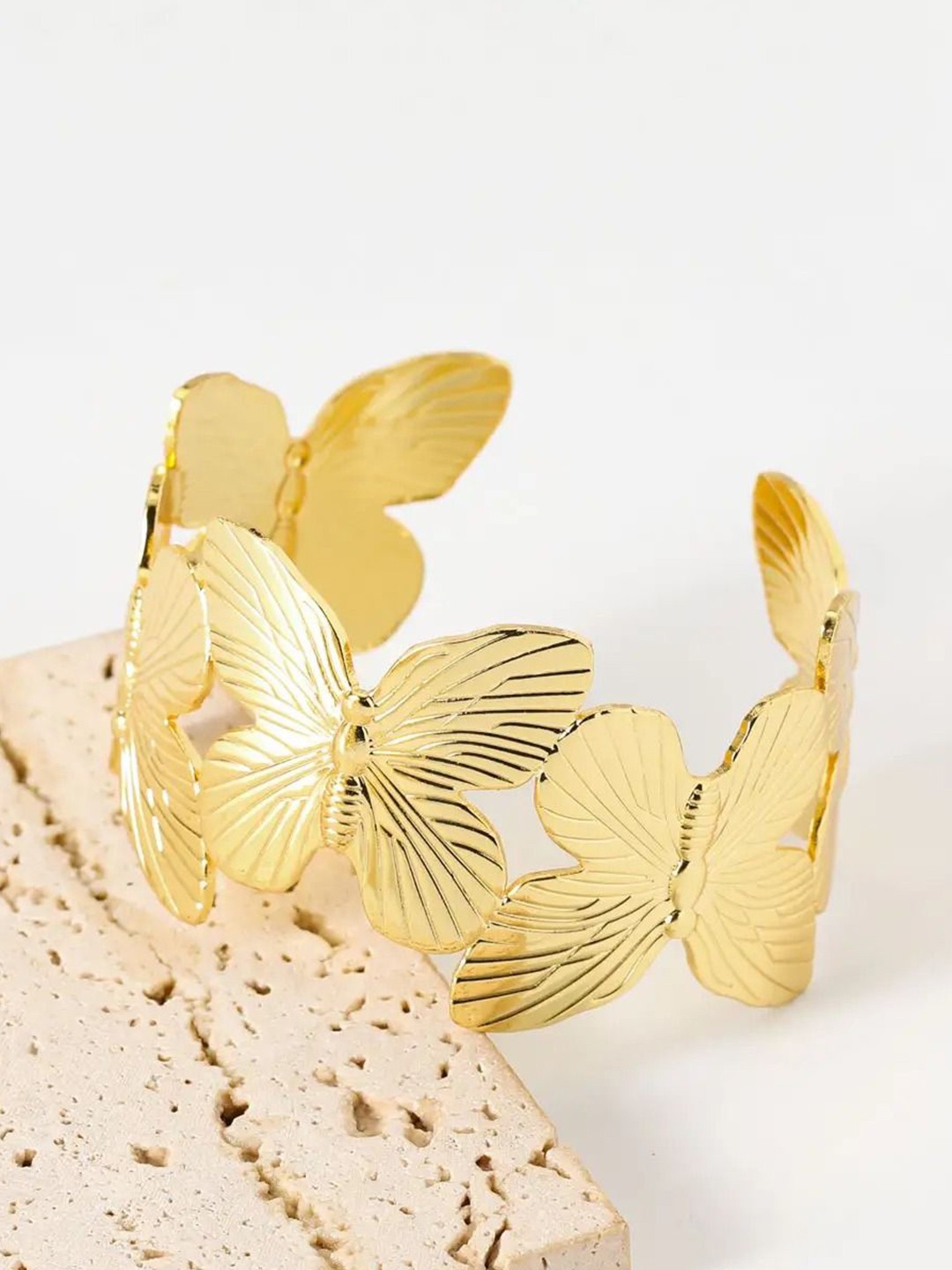 

DIVASTRI Gold-Plated Stainless Steel Anti-Tarnish Cuff Bracelet