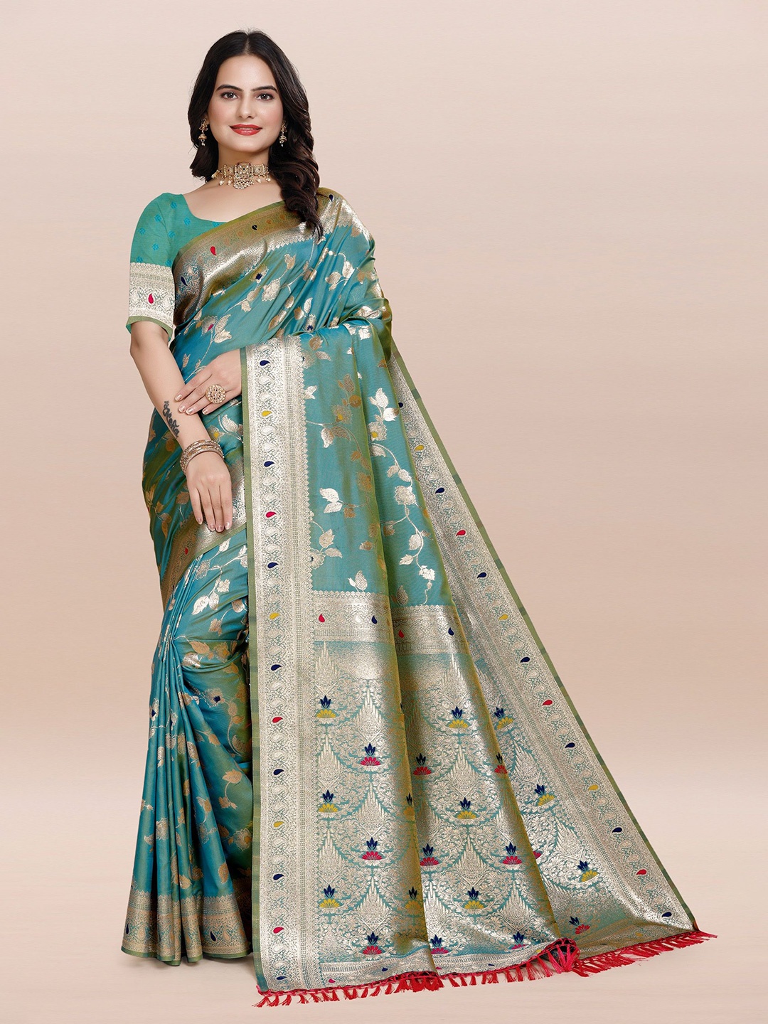 

TORONFRAS Floral Zari Silk Blend Banarasi Saree, Sea green